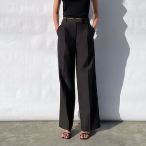 Viral Zara Trousers in size XS, Black, Highwaisted, Worn Once